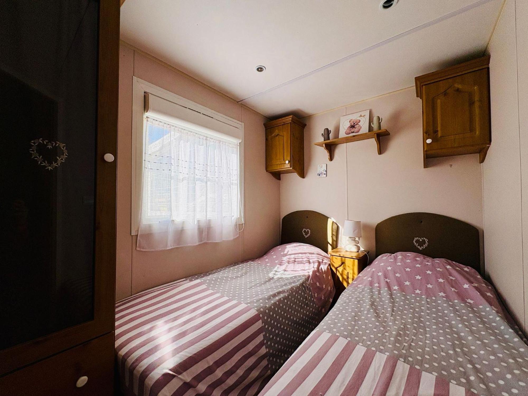 Mobil'home 2 à 4 pers Les Mathes La Palmyre , chèques vacances acceptés Esterno foto